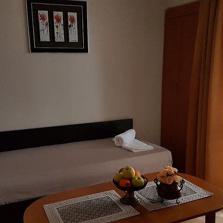 Tashevi Apartments Pomorie Kültér fotó