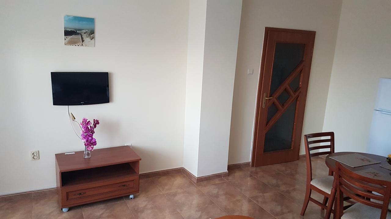 Tashevi Apartments Pomorie Kültér fotó